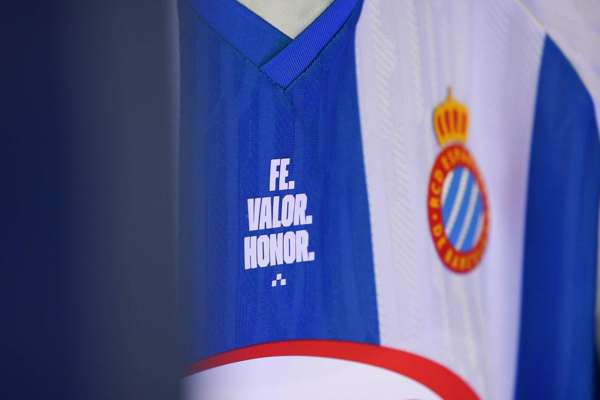 RCDEspanyol's tweet photo. 💪 Tot preparat.
#RCDE #EspanyolRealSociedad https://t.co/1ttGq68fxS