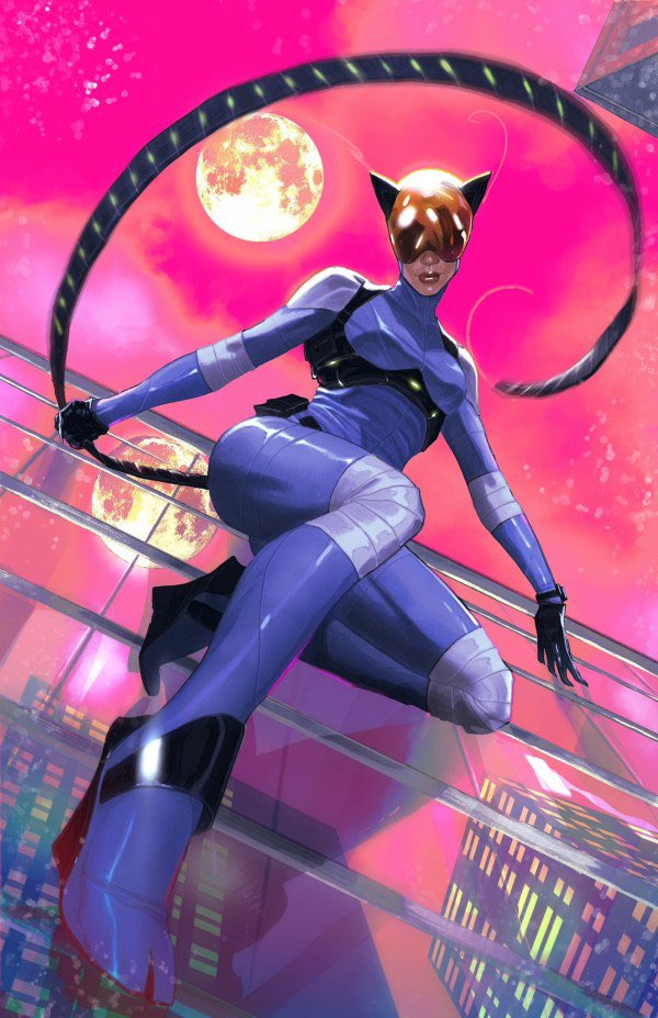 quiinncherie's tweet photo. The number of retail exclusive covers for absolute catwoman #1…. Like wow mother’s coming https://t.co/IwrwRhBjmJ
