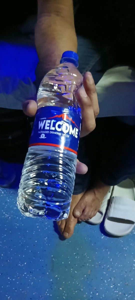 StockwithJT1008's tweet photo. @AshwiniVaishnaw Local water with inflated price instead of rail neer... Train no 20491..FYA https://t.co/HJoWDc25xb