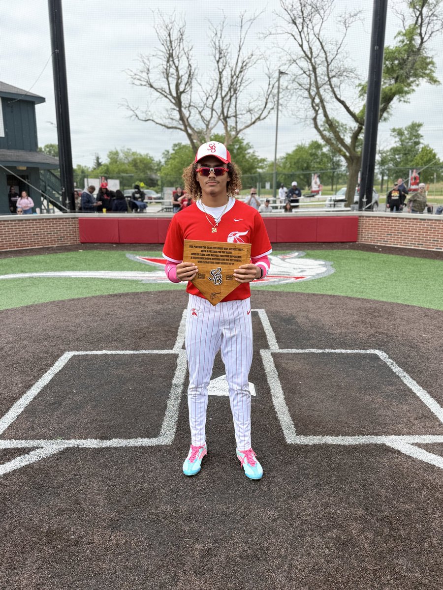 DISW219's tweet photo. Congratulations to the winner of The Do It Stevie’s Way Award from @HFHS_BASEBALL 
Mikey Watson
@realmikeywatson 
#Theresonly1way https://t.co/k6IdyHoJ5q