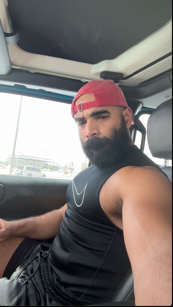 Sultan tweet media