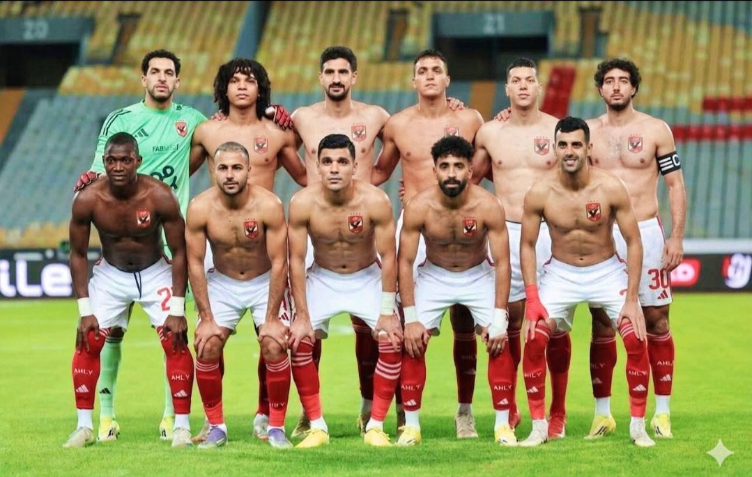 AliMshaghb's tweet photo. @abdelkadr_saeid بتقول حاجة 😂😂 https://t.co/763ixHUdAf