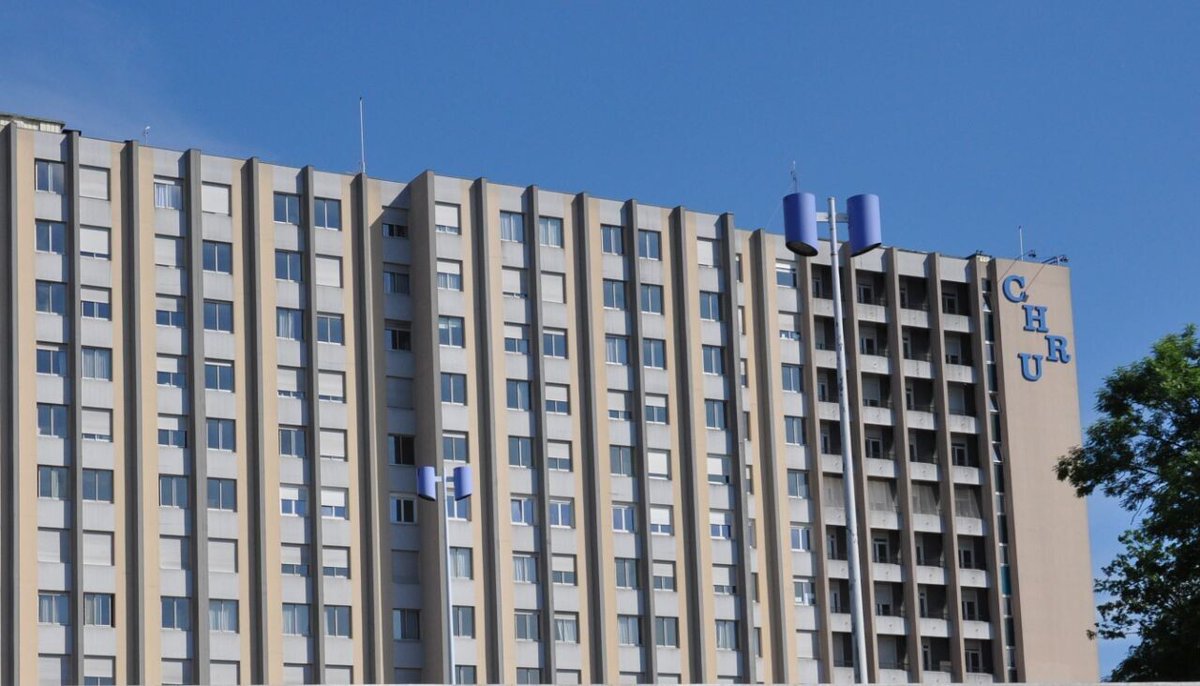 le_Parisien's tweet photo. Son état « n’inspirait pas d’inquiétude » : une enquête ouverte après la mort d’une sexagénaire au CHU de Nancy
➡️ https://t.co/x8nW9L1OOy https://t.co/scyXdVa4KW