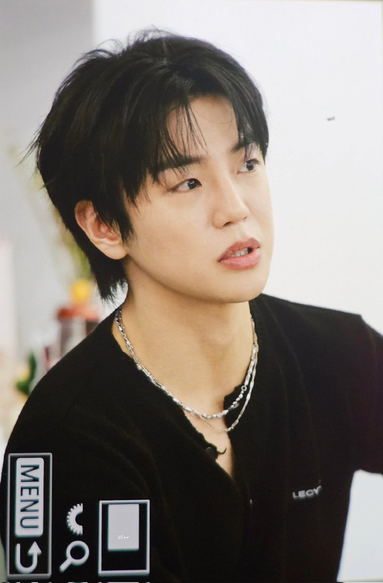 cafejsl's tweet photo. 260523 Dear My A.C.E 프리뷰

이지함💙

#에이스 #ACE #이지함 #JIHAM https://t.co/v1huEpENs8