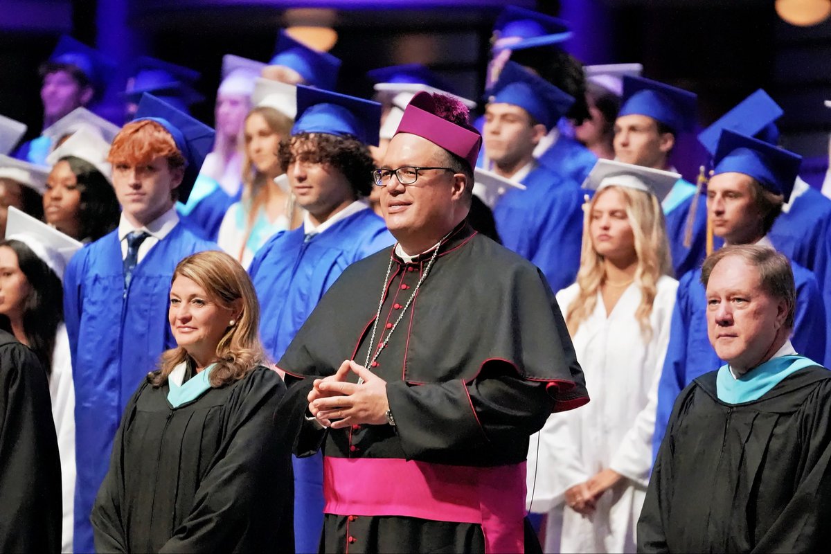 BishopPalmBeach's tweet photo. On Monday, I had the great joy of celebrating the graduating Class of 2026 of @NewmanCrusaders at the @KravisCenter for the Performing Arts alongside 160 graduates. I thank God for guiding and sustaining these remarkable young men and women throughout their journey, and I encourage them to use their talents and their faith to help build a world marked by justice, compassion, peace, and service to others.

During my commencement address, I reflected on the 250th anniversary of the United States of America, and reminded our graduates that they have an important role in shaping a stronger, more compassionate, and God-centered nation for future generations.

At the conclusion of the graduation, we said the beautiful prayer of Saint Francis of Assisi, asking the Lord to make each of us an instrument of His peace, love, hope, and understanding.

Congratulations, Cardinal Newman Class of 2026! May God continue to bless and guide you always.