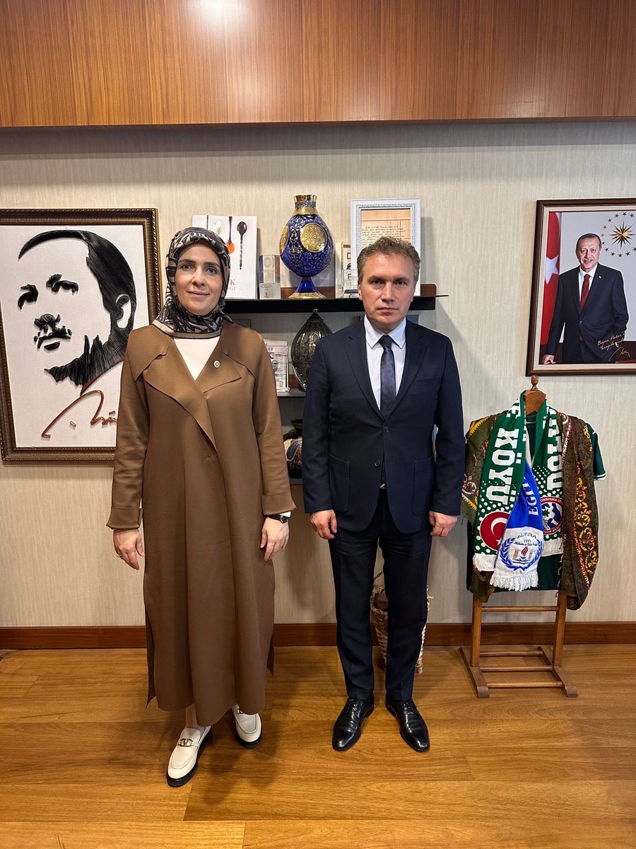 suleymanbaba70's tweet photo. Vakıf Yönetim Kurulu olarak Ankara temaslarımız kapsamında Değerli Vekilimiz Sayın Büşra Paker’i makamında ziyaret ettik. Alucra’da yapılacak festival, sosyal tesis ve komando tugayı konularında değerlendirmelerde bulunduk. https://t.co/8wPyvPCGVz