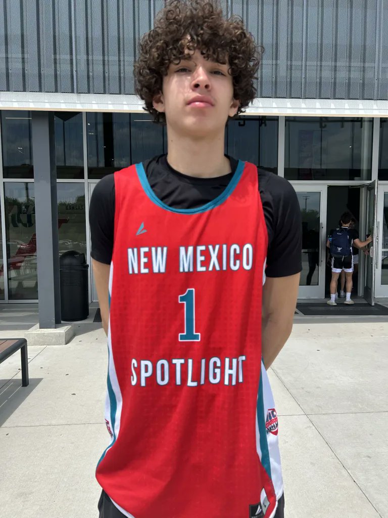 PrepHoops_NM's tweet photo. Summer Stock Risers

 @DrewBramlett @KayBells_21 @gad0209  

Click to view the article! 
https://t.co/u2VoXuJiuh https://t.co/F2jHG8BBei