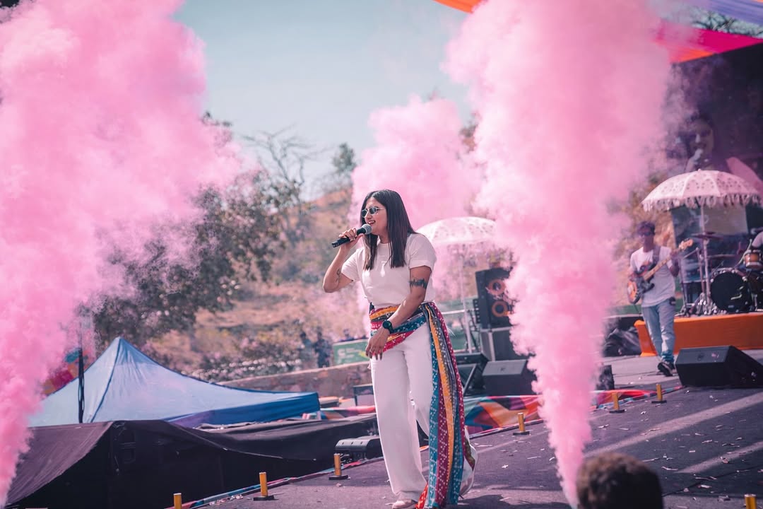 bagchi_mb's tweet photo. Happy Holi everyone! 🥳

Photo by https://t.co/hlATr99AFx