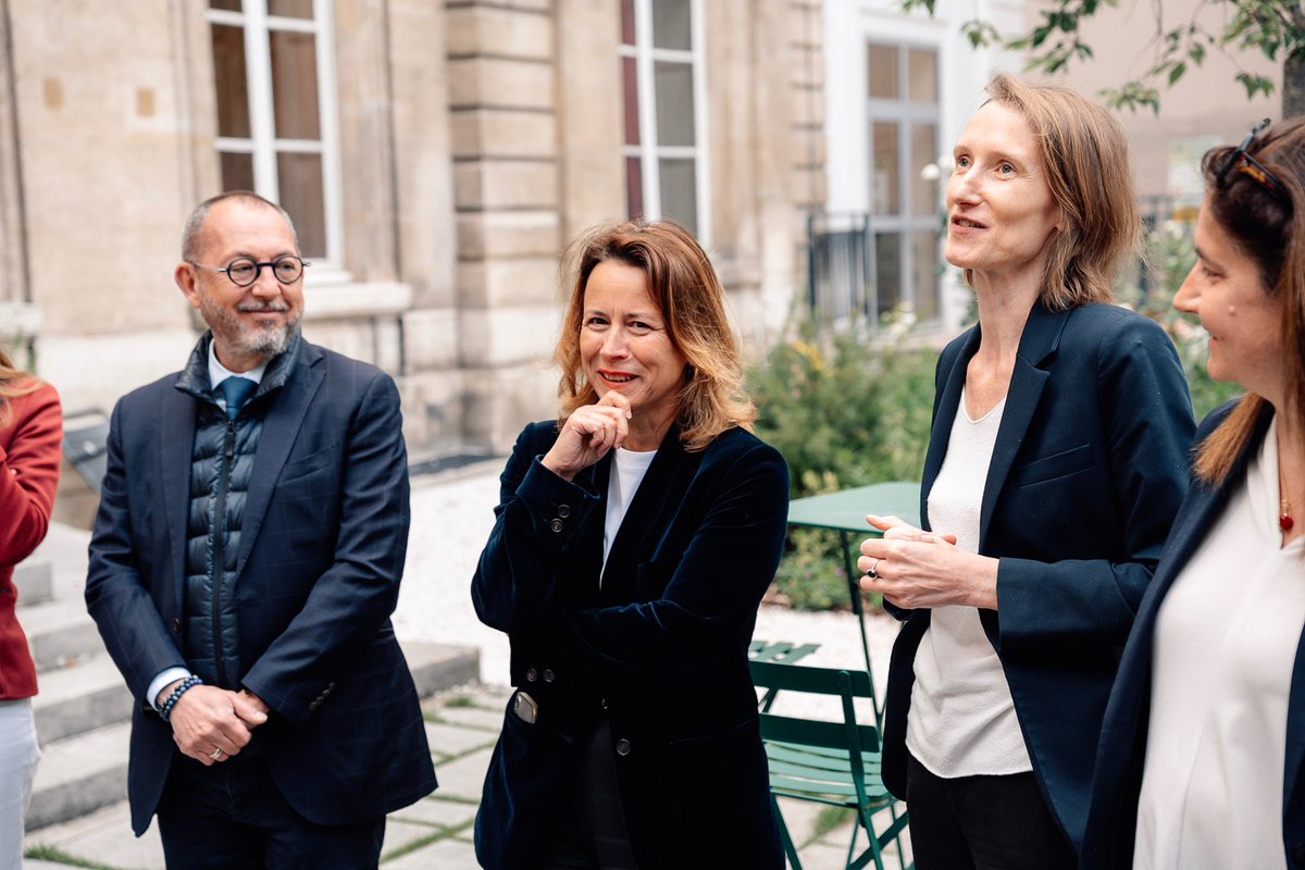 Barbara De Vos tweet media