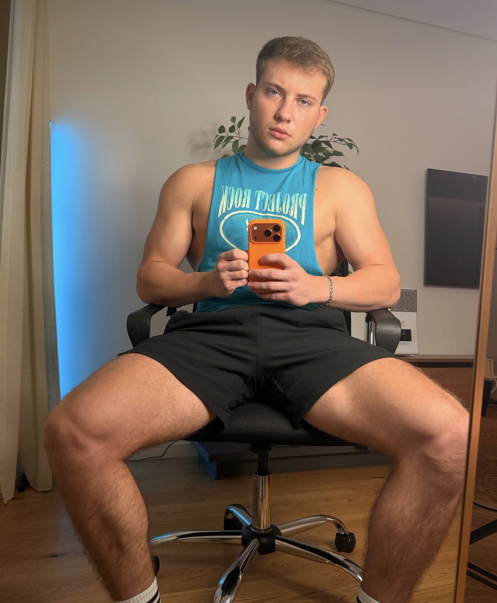 ALPHA_JOHNN's tweet photo. Access is earned, not assumed."
You know why you're here. If you choose to submit, do it with intention, show up properly or don't show up at all 😈😈#Findom #Findomdomination #Drainage #cashslut #DominantControl #PayOnCommand #MindCaptured #FinancialSubmission #Rt https://t.co/2GahU2ltRL