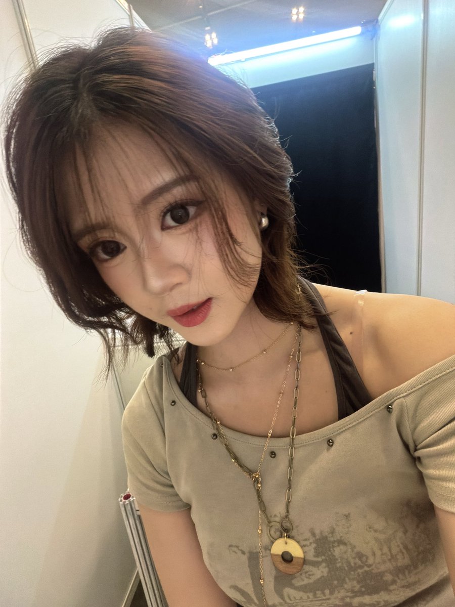 Angelina Christy tweet media