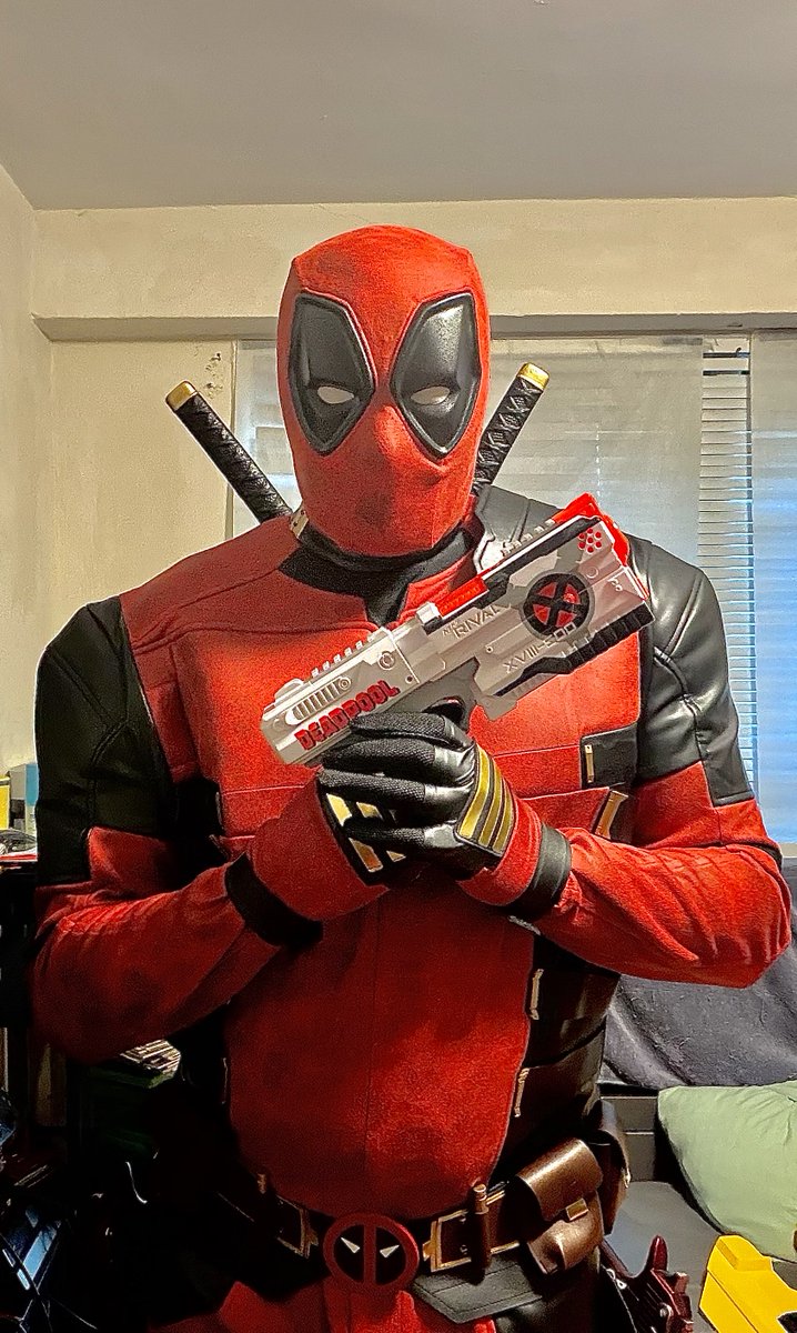 ITSNERFORNOTH12's tweet photo. #deadpool #deadpoolcosplay #deadpoolcosplayer #deadpoolcostume #nerf #nerfblasters https://t.co/bw0TuDo2bc
