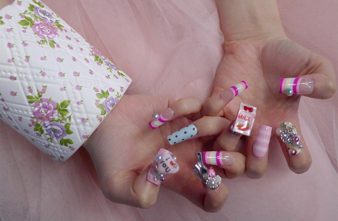 likeafantasy__'s tweet photo. moka’s nails are everythingggg https://t.co/Q9lhXLipVJ