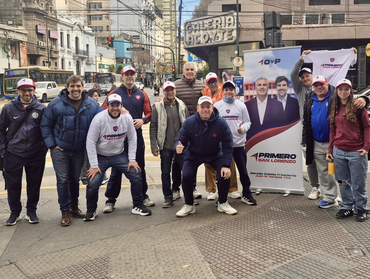 MarceCulotta's tweet photo. Militancia y Sanlorencismo 💙♥️
Hoy estuvimos charlando con los socios de San Lorenzo en Boedo, Caballito, Flores, Pque Chacabuco y Almagro. El 30 de mayo hay que ir.
#UnirParaReconstruir https://t.co/ZpdzBp7JPx