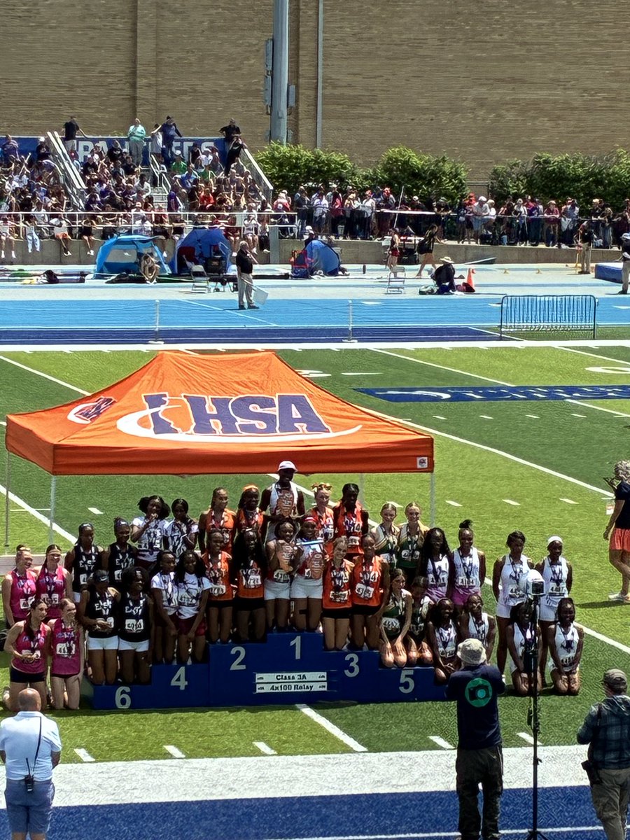 HF Girls Track tweet media