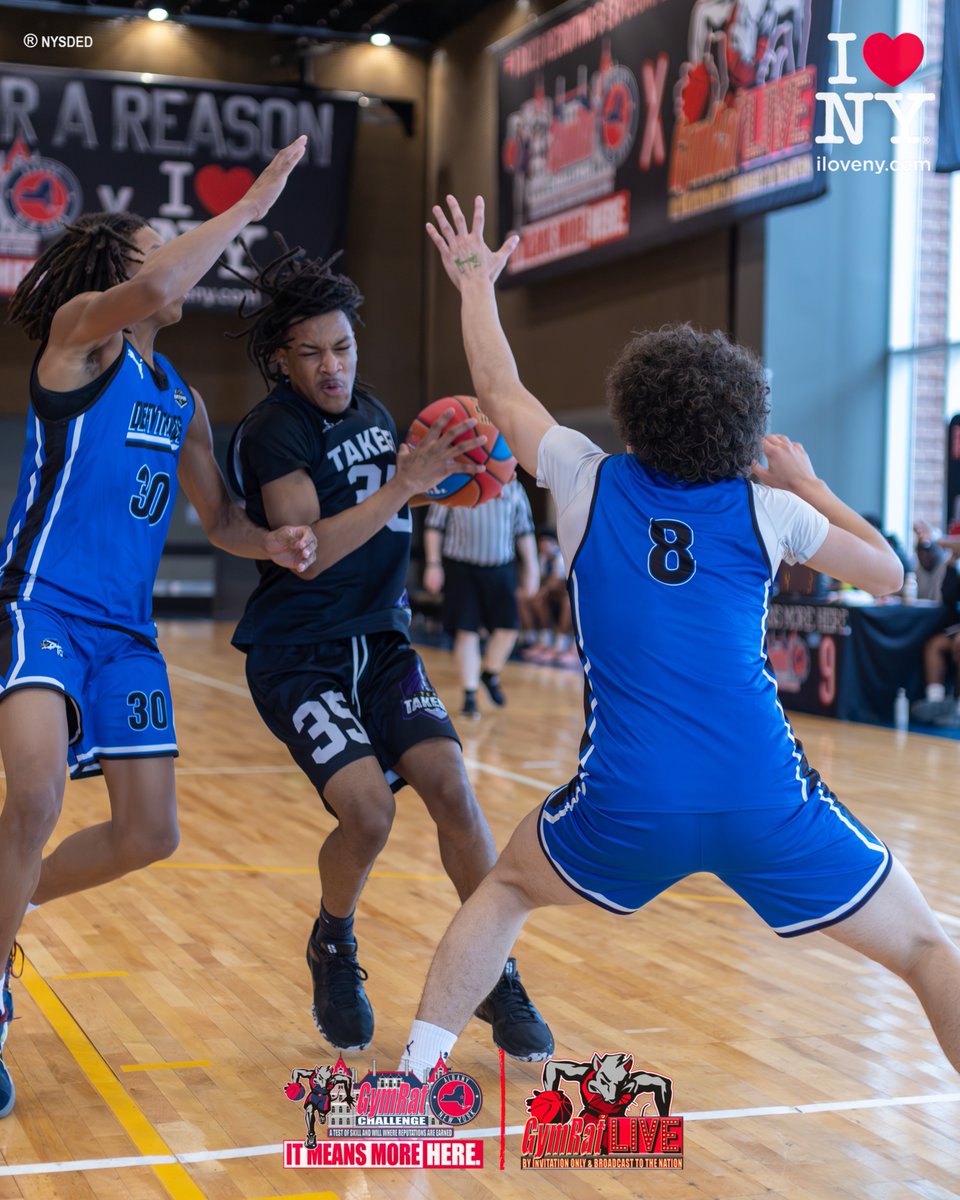 GymRatCHALLENGE's tweet photo. 16U @TeamtakeoffNY Vs. @DefyTheOddsAAU 👀👀 https://t.co/3fuVlZk8cO