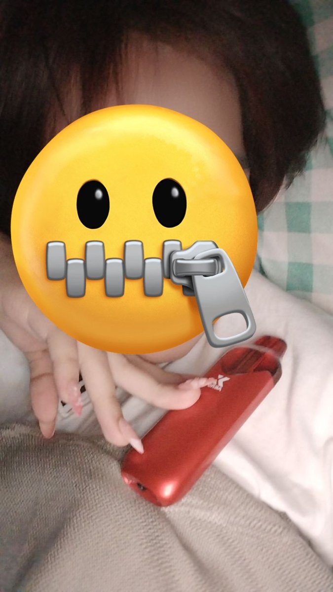 sienyrmn's tweet photo. hi girl, youre vaping na:> https://t.co/fcXygK6OZe