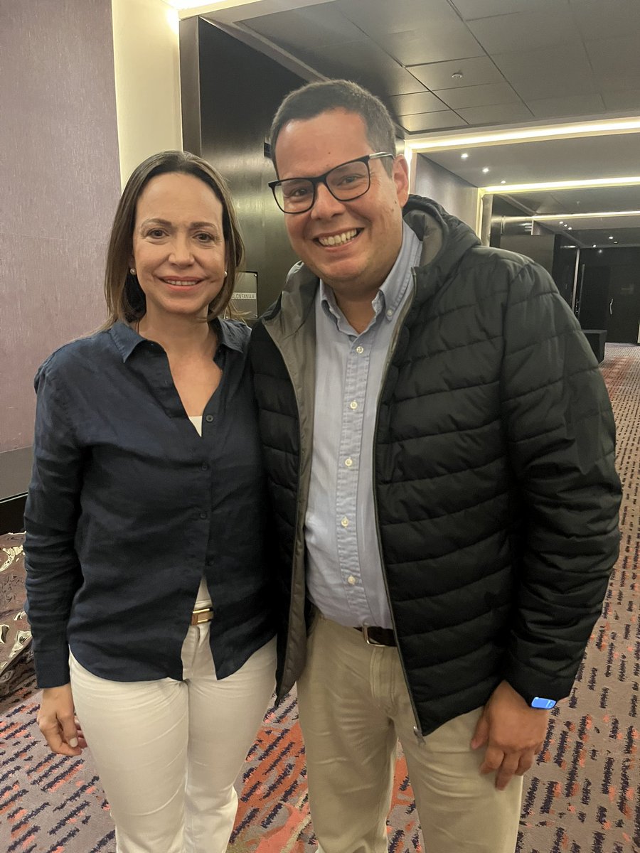EnverConde's tweet photo. Aprendamos a pasar la página y no mirar hacia atrás. https://t.co/7POoDnv01c