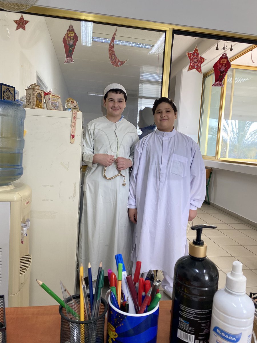 LotfiDina's tweet photo. Sharing smiles before the Eid celebrations begin. ✨ #middleschool
@Hhhsinfo @DidiSaleh10 https://t.co/eHjxJ6lqds