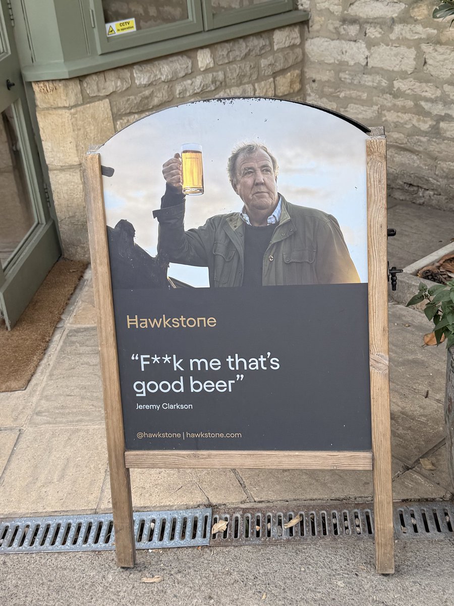 AaronReeks's tweet photo. Saw @JeremyClarkson’s @arctictrucks from the North Pole at @ForzaHorizon Launch Event, then finished off with a pint @FamersDog, in the sunshine! Quality day!! https://t.co/It1qRD57J4