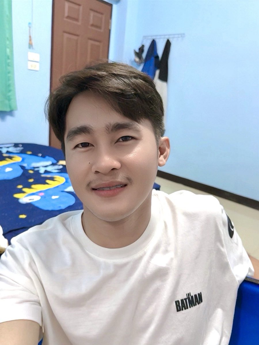 KimhanzZ tweet media
