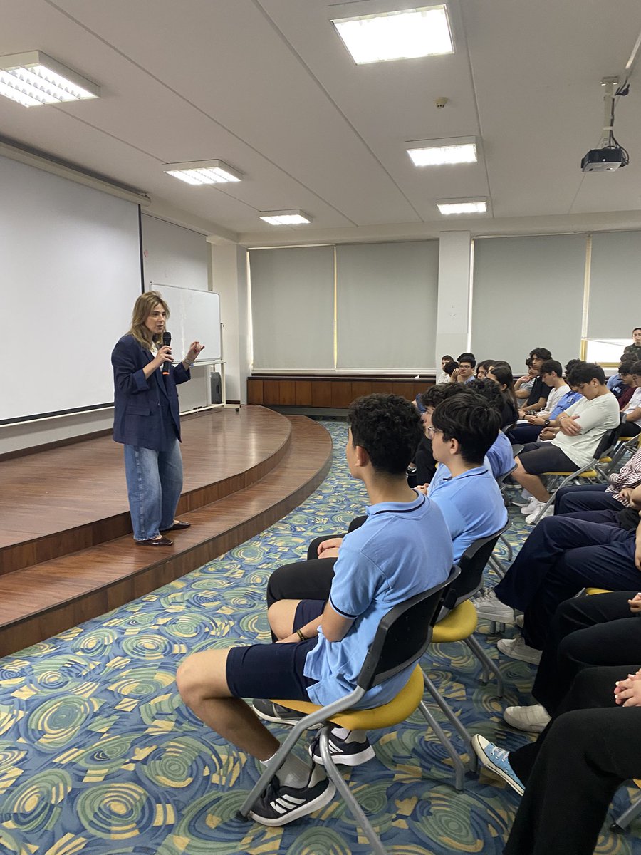 LotfiDina's tweet photo. A meaningful assembly with our Head of School, empowering Grade 9 students as they prepare for their official exams and the journey ahead into high school. 🎓✨  #grade9 @Hhhsinfo @DidiSaleh10 @dina_jradi https://t.co/0RM77B5FPz