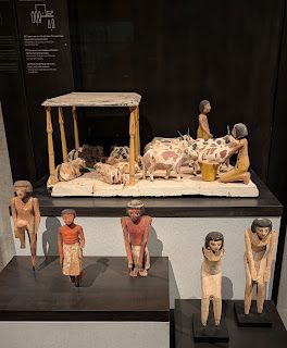 GeoffWSutton's tweet photo. The State Museum of Egyptian Art ( Staatliches Museum Ägyptischer Kunst) reminded me of entering tombs in the Valley of the Kings in Egypt https://t.co/XpsFw4Uwj6 https://t.co/COEtcAo9RV