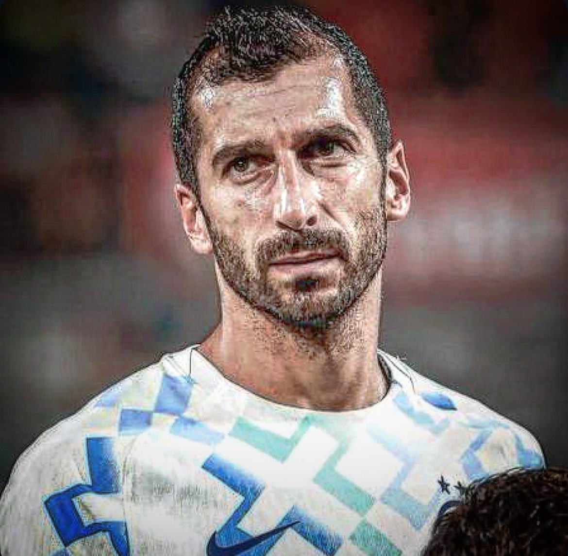 FBiasin's tweet photo. Per il calciatore che è, per tutto quello che ha dato:

a prescindere dalla decisione che prenderà Henrikh Mkhitaryan si merita un enorme, stratosferico, “grazie”. https://t.co/da0LTeIVcG