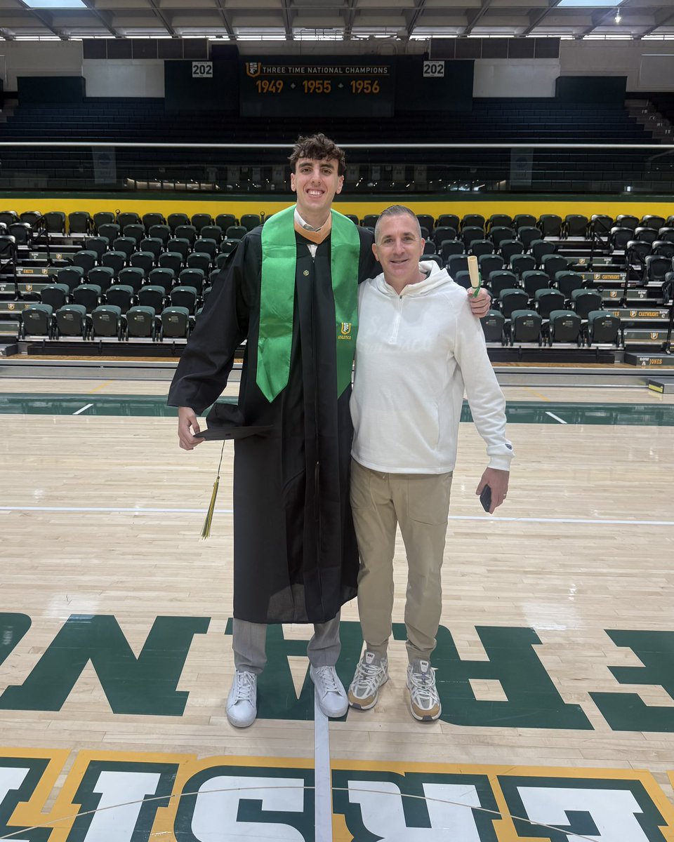 San Francisco Men's Basketball tweet media