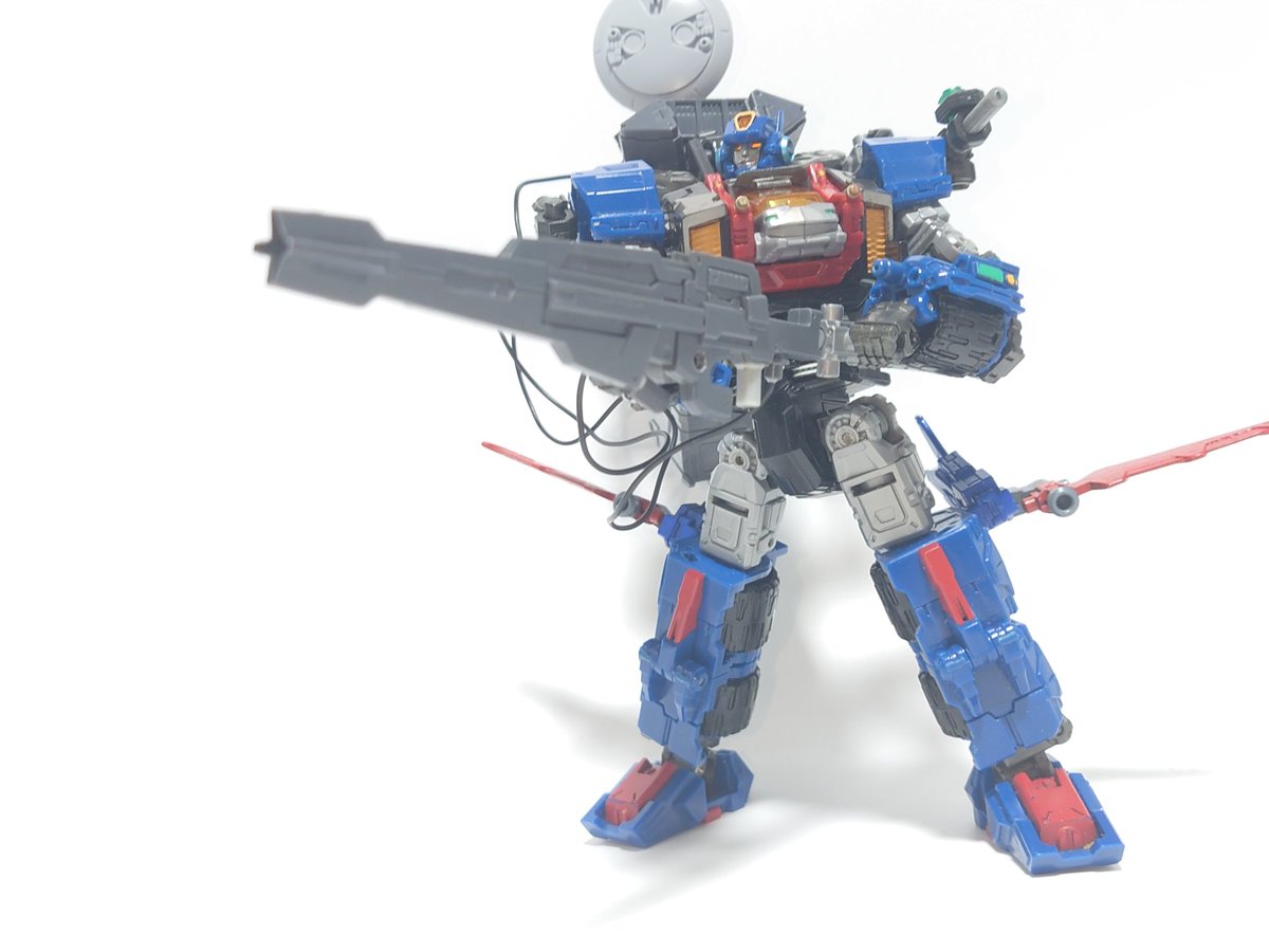thousandleaf4's tweet photo. 合体砲は視野的に強力な武器という説明を簡略できるブンドドなのよね

あと機体から直結されてるフレームとかケーブルもこの手のアイテムかな？ https://t.co/bROR8LzJ92