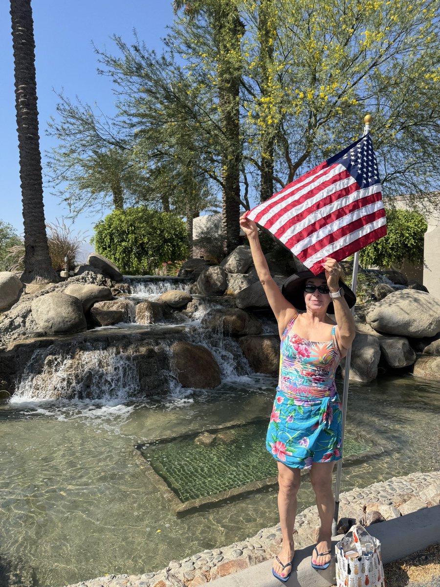 NattyRiosSipes's tweet photo. Happy a Memorial Weekend! 🇺🇸🇺🇸🇺🇸🇺🇸
#realestatebynatty #venturacounty #homesforsale #santapaula #coastalcommunity #vacationhome https://t.co/AfLVA6DfPQ