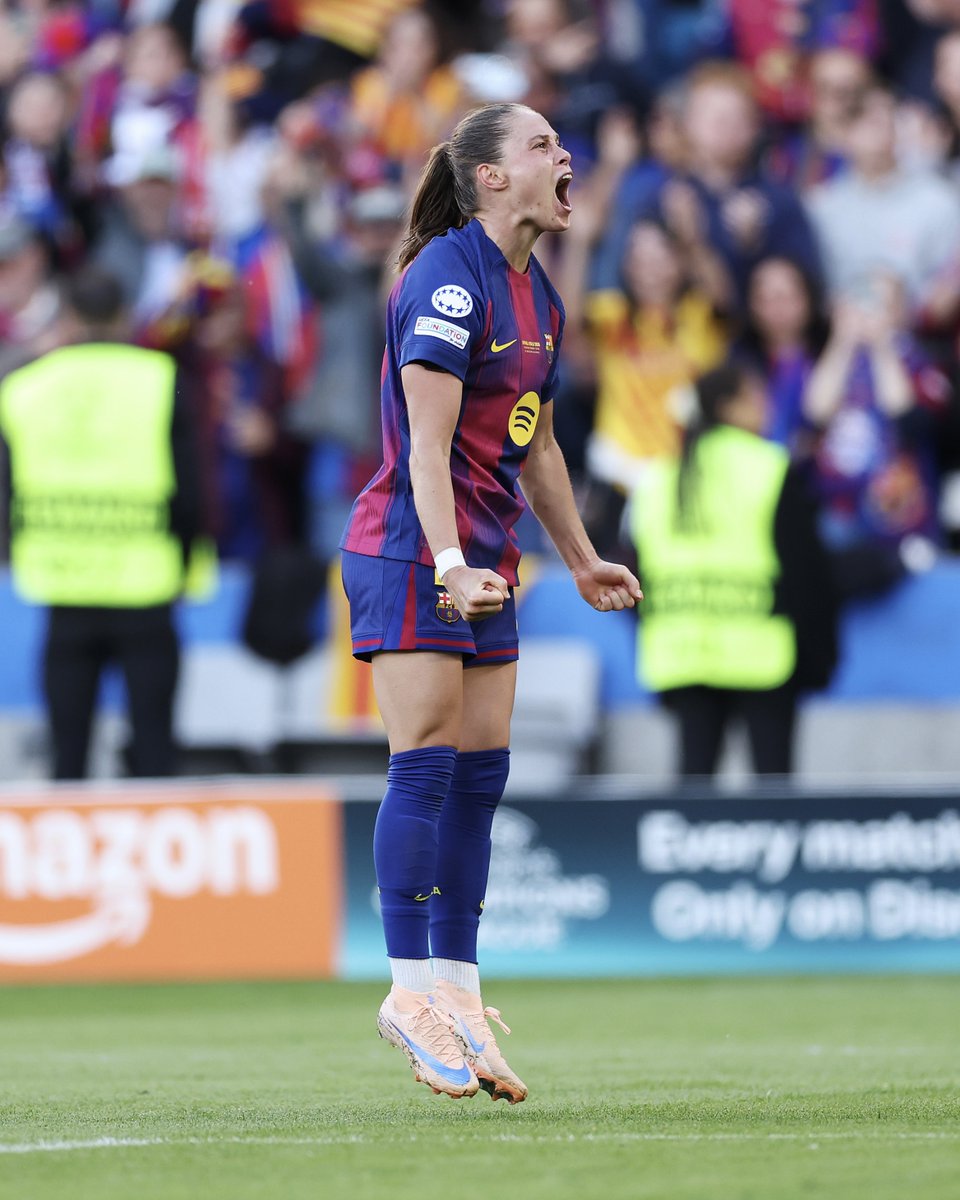 UWCL's tweet photo. 🇵🇱🪄 

#UWCL || #UWCLfinal https://t.co/5LBWlIIrFO