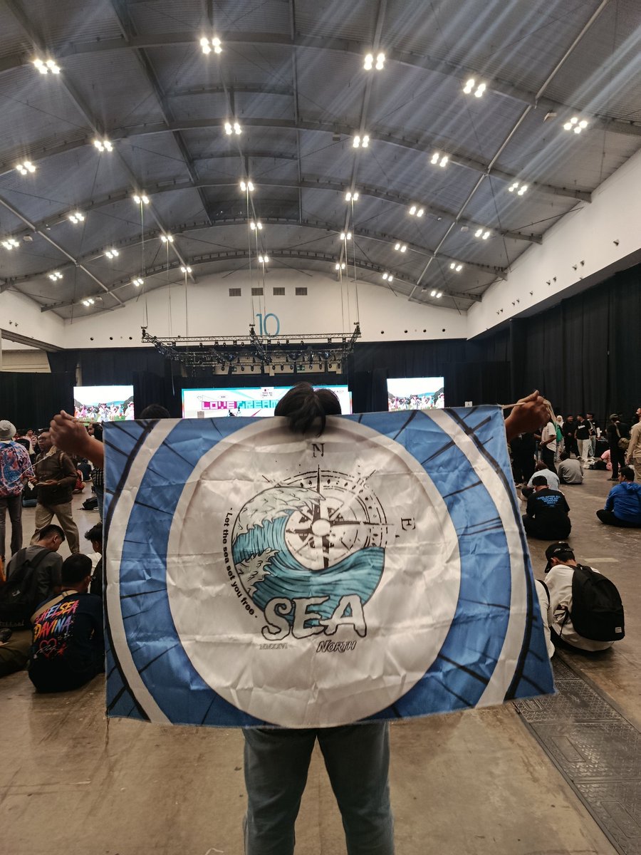 SeaNorth__'s tweet photo. こんにちは、皆さん 🔥
Thanks for event today JKT48 MnG - 2Shot 
Love - Dream - Passion 
💕🔥💕

Sea Will Come Again In Another Event...... 

Let The Sea Set Your Free 🌊🌊🌊
#JKT48
#JKT48FIGHT https://t.co/Pcz6ZgTD4h