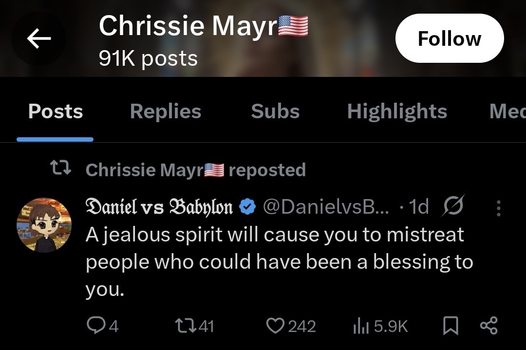 ZafetyShoom's tweet photo. @ChrissieMayr You spitefully vaguepost religous quote about jealous haters and backstabbers every Friday.

You have no room to call anyone thin skinned. https://t.co/hWFayfPsip