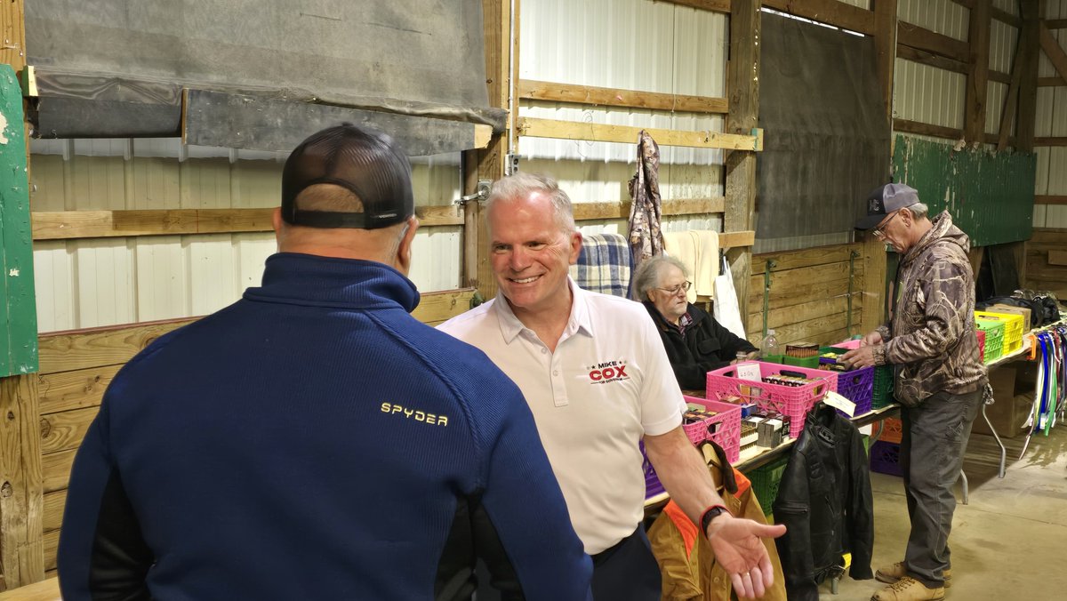 Mike_Cox's tweet photo. In Harrison and Clare County talking 2A and cost of living. As governor I will slash the size of government and fight big energy, big insurance and big Pharma - stuff I did as Attorney General - to put more money in your pocket. https://t.co/I5fSDTrMW2