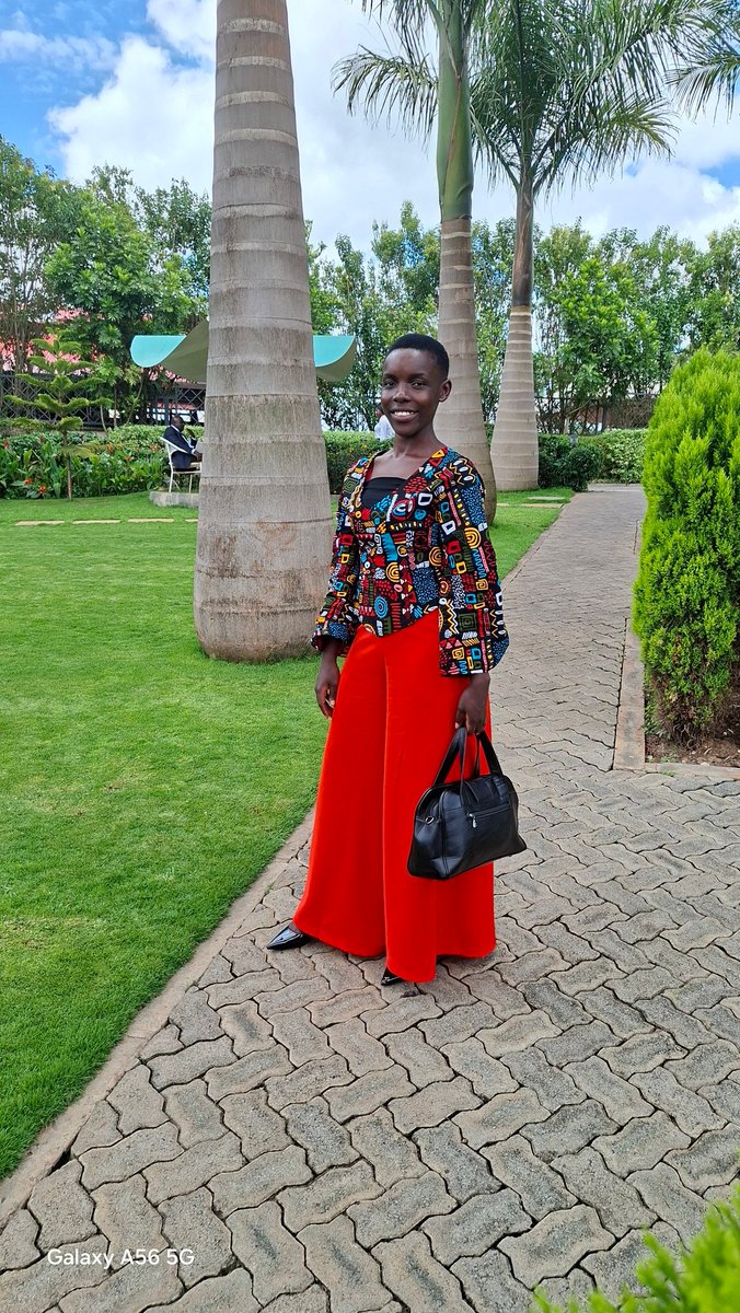 Alionya Roseline tweet media