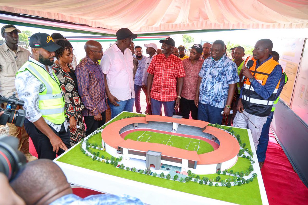 GideonMungaroM's tweet photo. Sports development remains a key pillar in my development agenda and one of the promises I made to the people of Kilifi County.

Today, we visited the proposed site for the upcoming 10,000-seater Kilifi Stadium in Tezo. Following consultations with H.E. @WilliamsRuto , https://t.co/8gyUxBzSOL