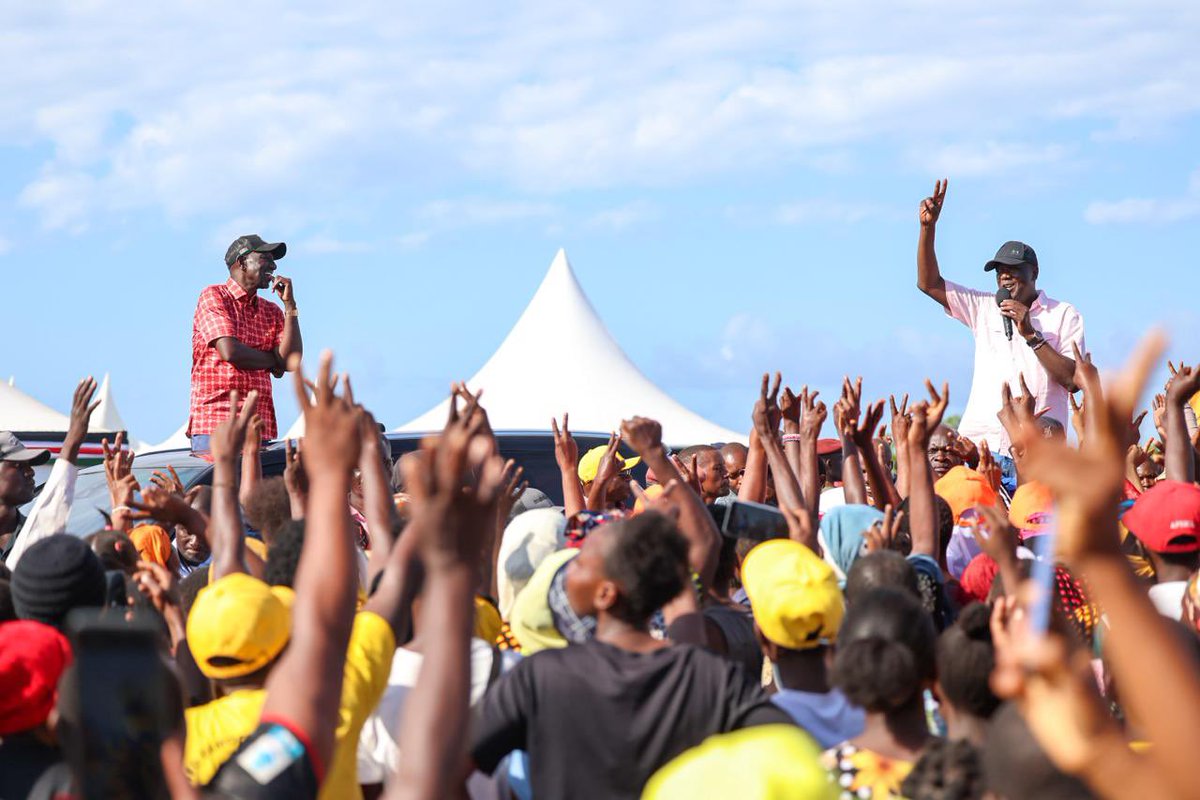GideonMungaroM's tweet photo. Sports development remains a key pillar in my development agenda and one of the promises I made to the people of Kilifi County.

Today, we visited the proposed site for the upcoming 10,000-seater Kilifi Stadium in Tezo. Following consultations with H.E. @WilliamsRuto , https://t.co/8gyUxBzSOL