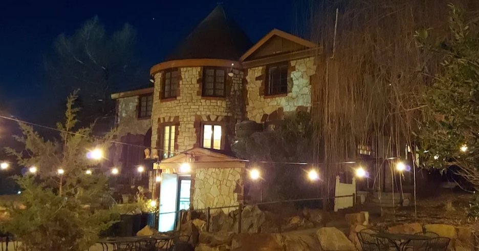 CastleFalls's tweet photo. From the rustic Groom's Coop to our expansive gardens, our estate is full of hidden gems. 

We are open every day of the week for pre-arranged events and celebrations. 

Reach us at (405) 942-6133 to learn more. https://t.co/8MUzJIVcDe