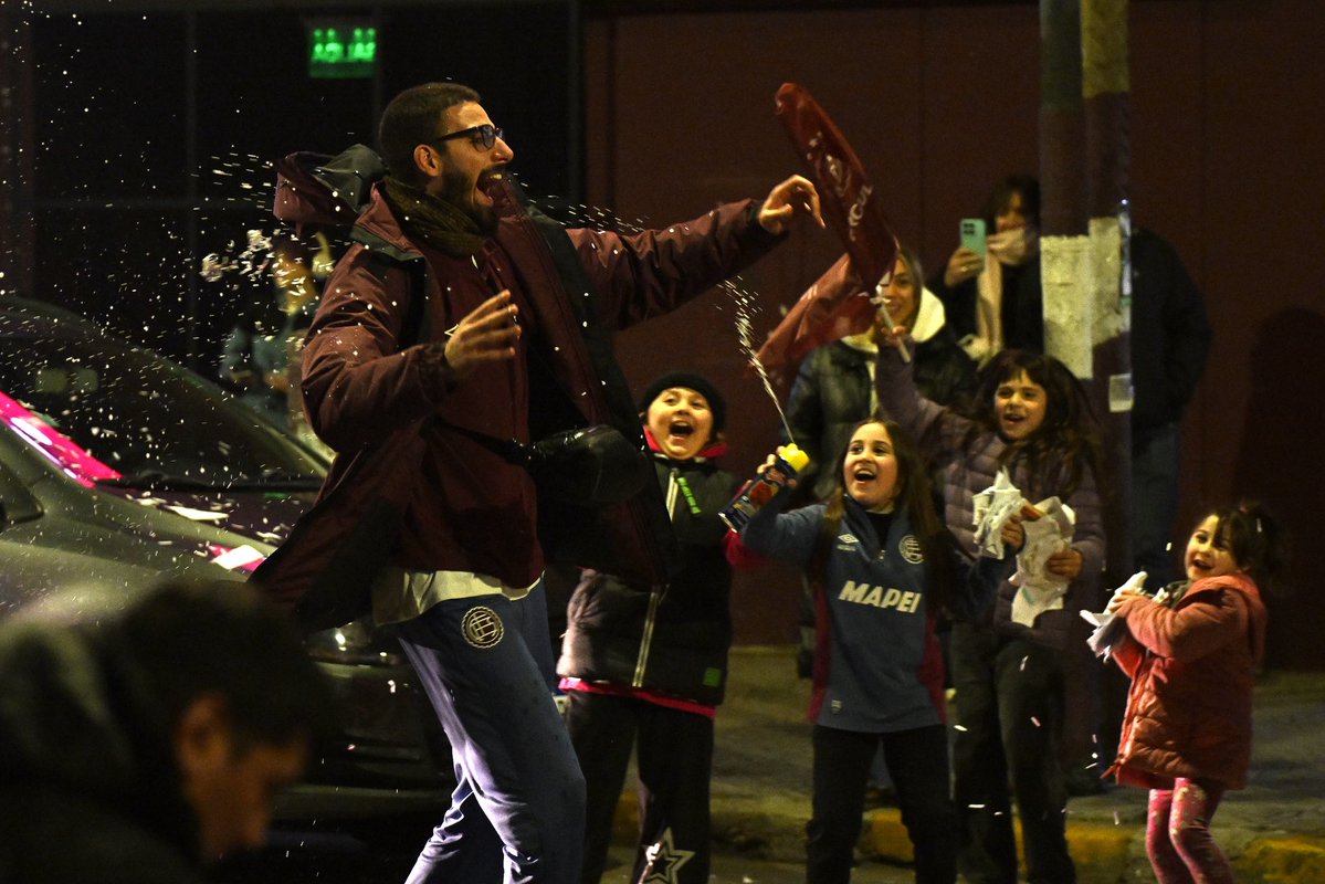 Club Lanús tweet media
