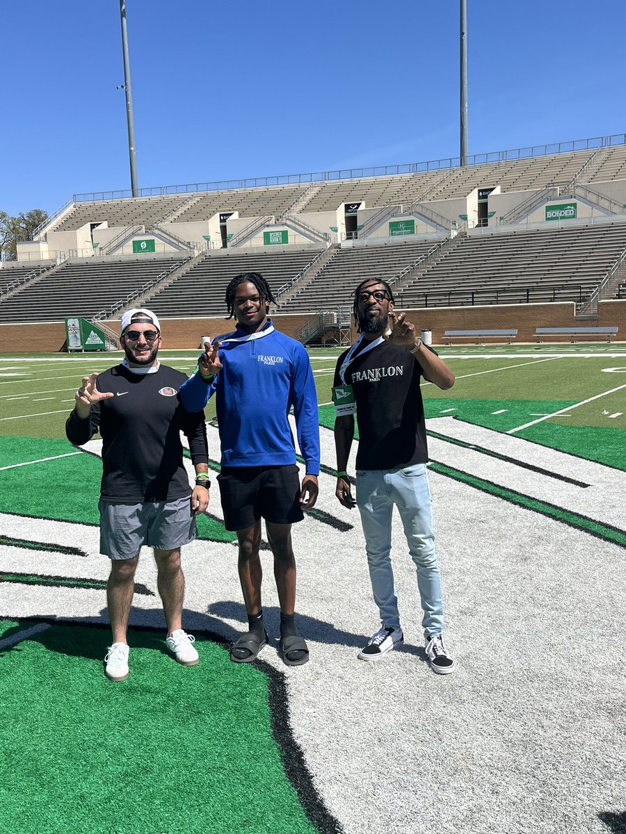 coachmurph__'s tweet photo. As I reflect on my time spent at Lake Highlands, I am filled with so much gratitude. Thank you to the coaching staff, community, and most of all players for welcoming me in with open arms. I am so excited to see what this group accomplishes this fall! Thank you LH! https://t.co/hhu5gYTNEO