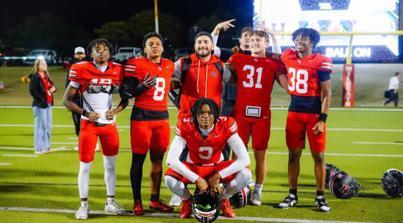 coachmurph__'s tweet photo. As I reflect on my time spent at Lake Highlands, I am filled with so much gratitude. Thank you to the coaching staff, community, and most of all players for welcoming me in with open arms. I am so excited to see what this group accomplishes this fall! Thank you LH! https://t.co/hhu5gYTNEO