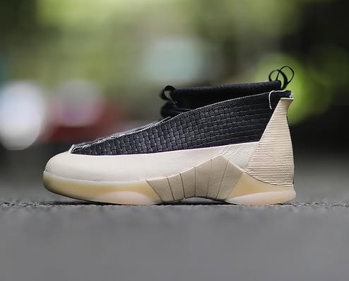 JustFreshKicks tweet media