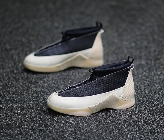 JustFreshKicks tweet media