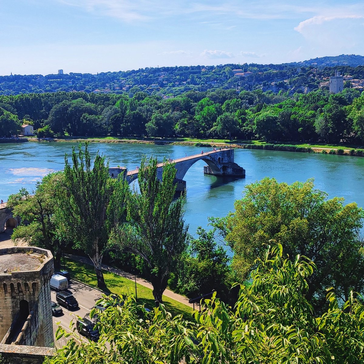 bonfils_stephan's tweet photo. Avignon 🚶 https://t.co/2XjXhbGmAd