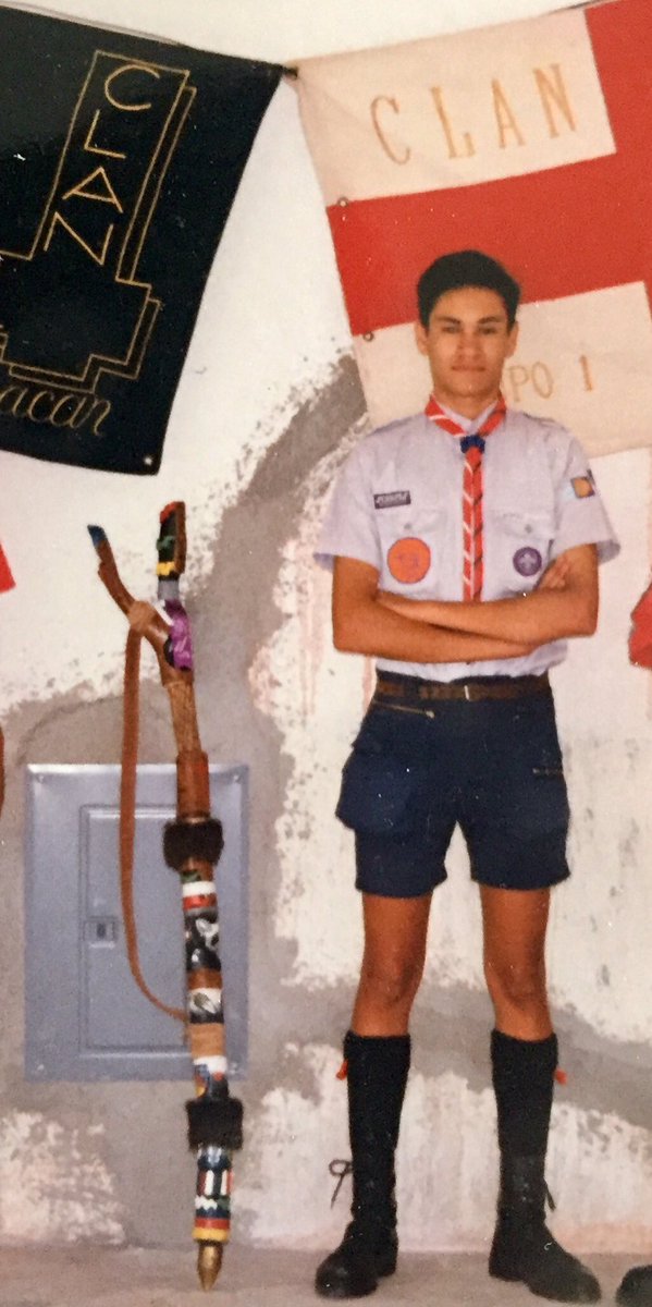 AleJuarezA's tweet photo. El Movimiento Scout cumple 100 años en México. 😃❤️🇲🇽
Mucho de lo que soy se lo debo a los Scouts. Cambiaron mi vida para bien.
Me dieron sentido de pertenencia, fomentaron mi vocación de servicio a México y reforzaron valores.
Orgullosamente, #SoyScout. ⚜️
¡Siempre listo! 🫡 https://t.co/Q3wAUqox7M