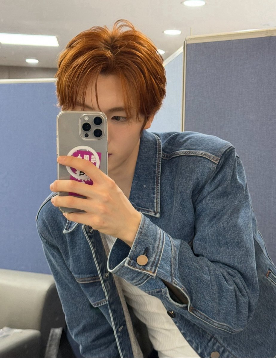 잉이! tweet media