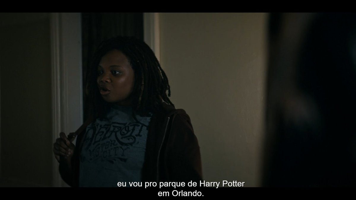 cinemaclt's tweet photo. 🔎 CURIOSIDADE | No series finale de 'The Boys', quando a Sábia (Sister Sage) perde seus poderes e se despede de vez, ela revela que vai para "Orlando visitar o Mundo de Harry Potter".

Essa fala não foi aleatória, trata-se de uma metarreferência divertida, já que a atriz que interpreta a personagem, Susan Heyward, viveu a bruxa Rose Granger-Weasley na produção da Broadway de 'Harry Potter e a Criança Amaldiçoada'.