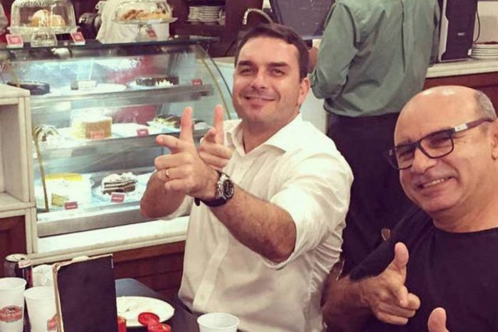 MarceloFrei1's tweet photo. @GloboNews Já ouvi falar em algo parecido... https://t.co/jQevs7jEBp