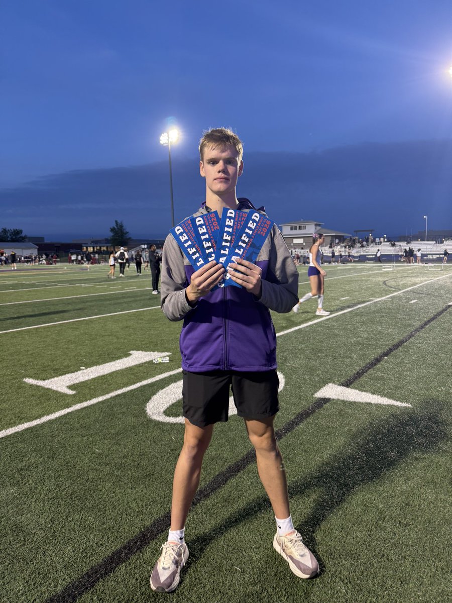 warrior_track's tweet photo. He said we’d have to recreate the first pic 🤷4️⃣✖️🏆🥇

#WarriorTF https://t.co/wAutejjZEy